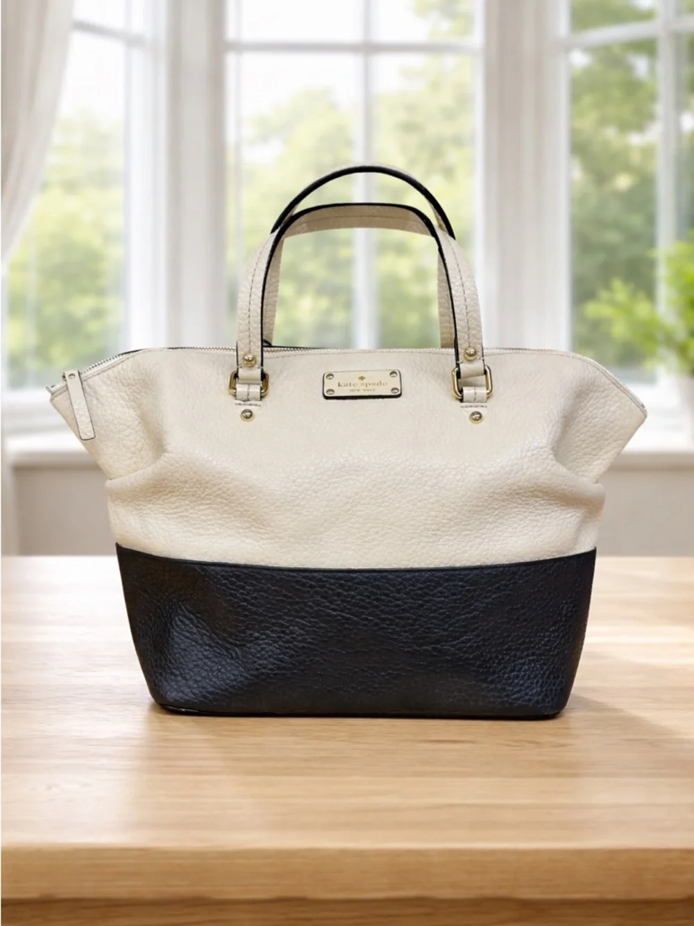 Kate Spade Grove Court Blaine Black Cream Pebbled Leather Purse/Bag/Tote/Satchel